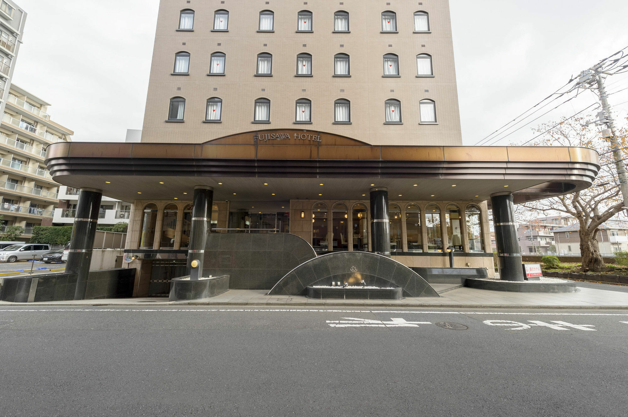 En Hotel פוג'יסאווה מראה חיצוני תמונה